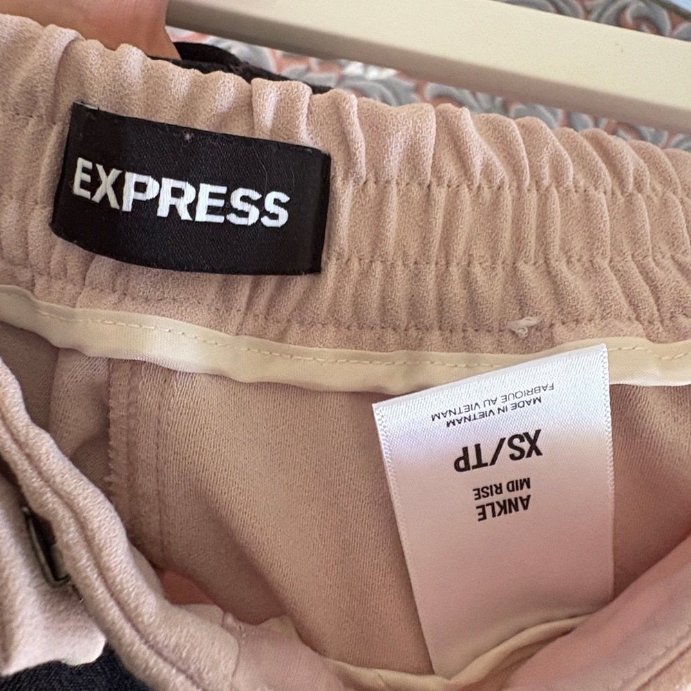 Express Pants - Picture 4 of 4